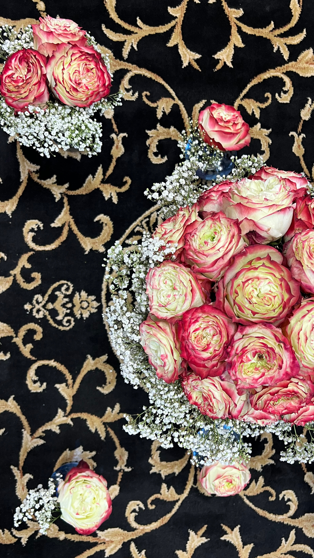 photo of pink petaled flowers